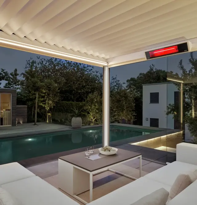 Heizstrahler und Beleuchtung als Zubehör für Ihr Terrassendach