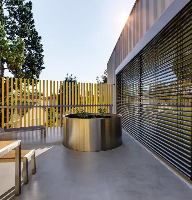 Passivhaus, Referenz, Sonnenschutz