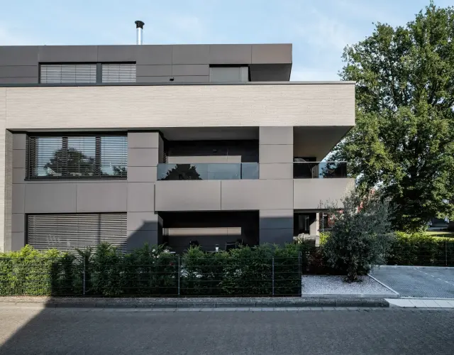 Buitenjaloezieën Jaloezieën Schacht Zonwering WAREMA