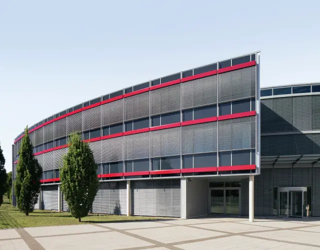 Außenjalousien Jalousien freitragend Raffstoren Sonnenschutz WAREMA