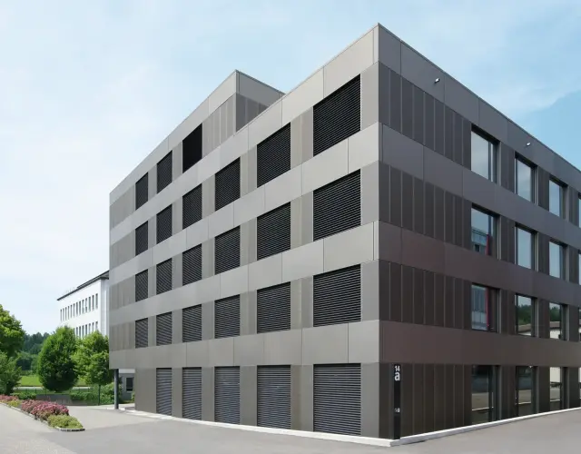 Schacht-Basis-Raffstore