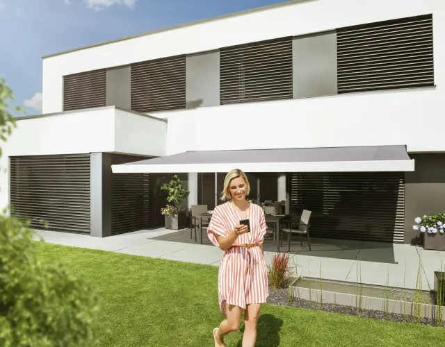 Smart sun shading systems