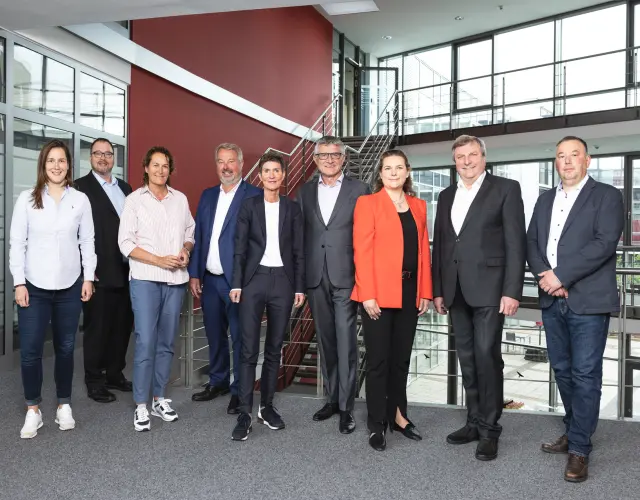 Der neue Aufsichtsrat der WAREMA Renkhoff SE beim Gruppenbild